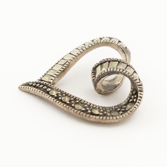 Vintage Sterling Silver Marcasite Open Heart Necklace Pendant - Picture 3 of 5